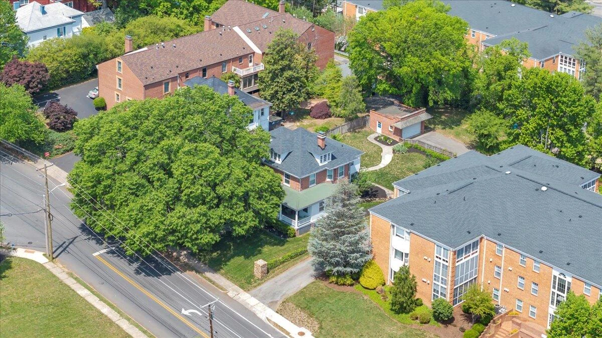 2219 Broadway AVE - Photo 90