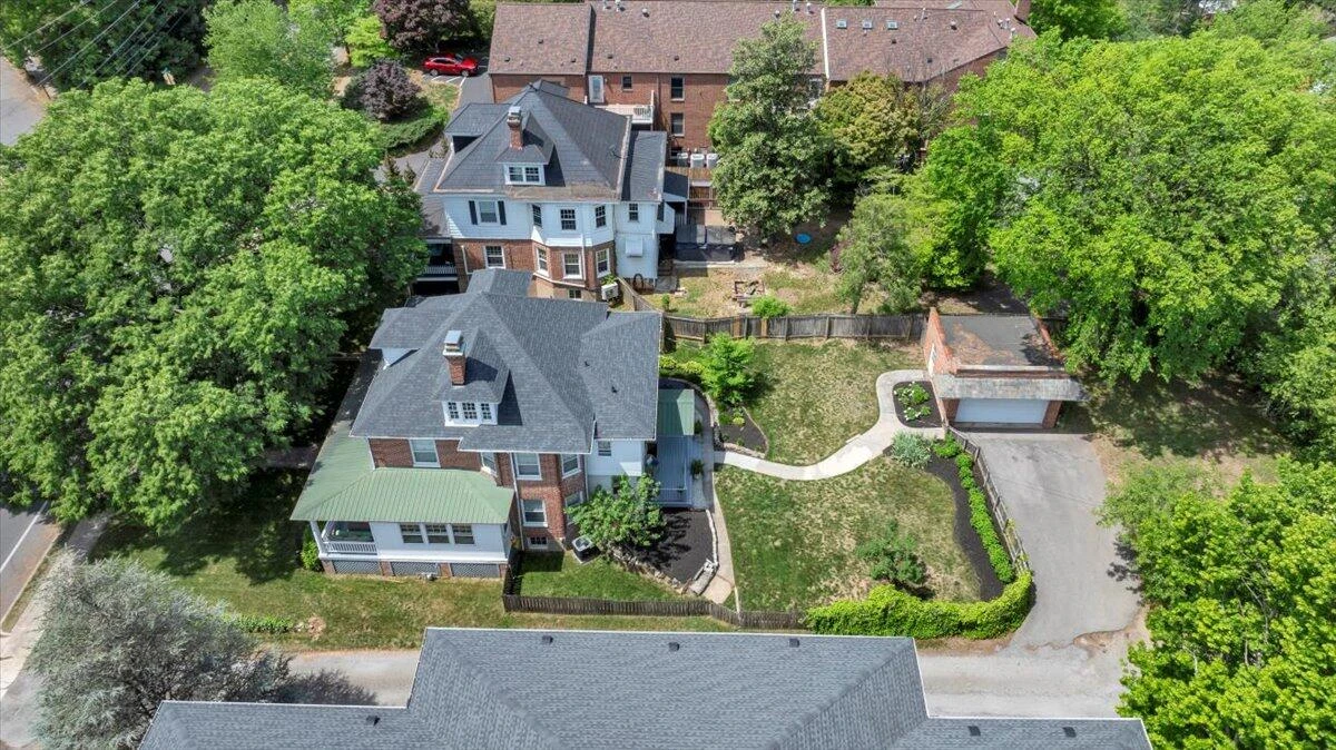 2219 Broadway AVE - Photo 102
