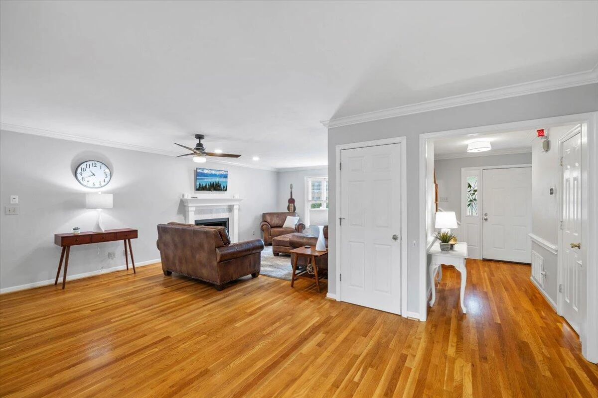 5306 Cromwell CT - Photo 18