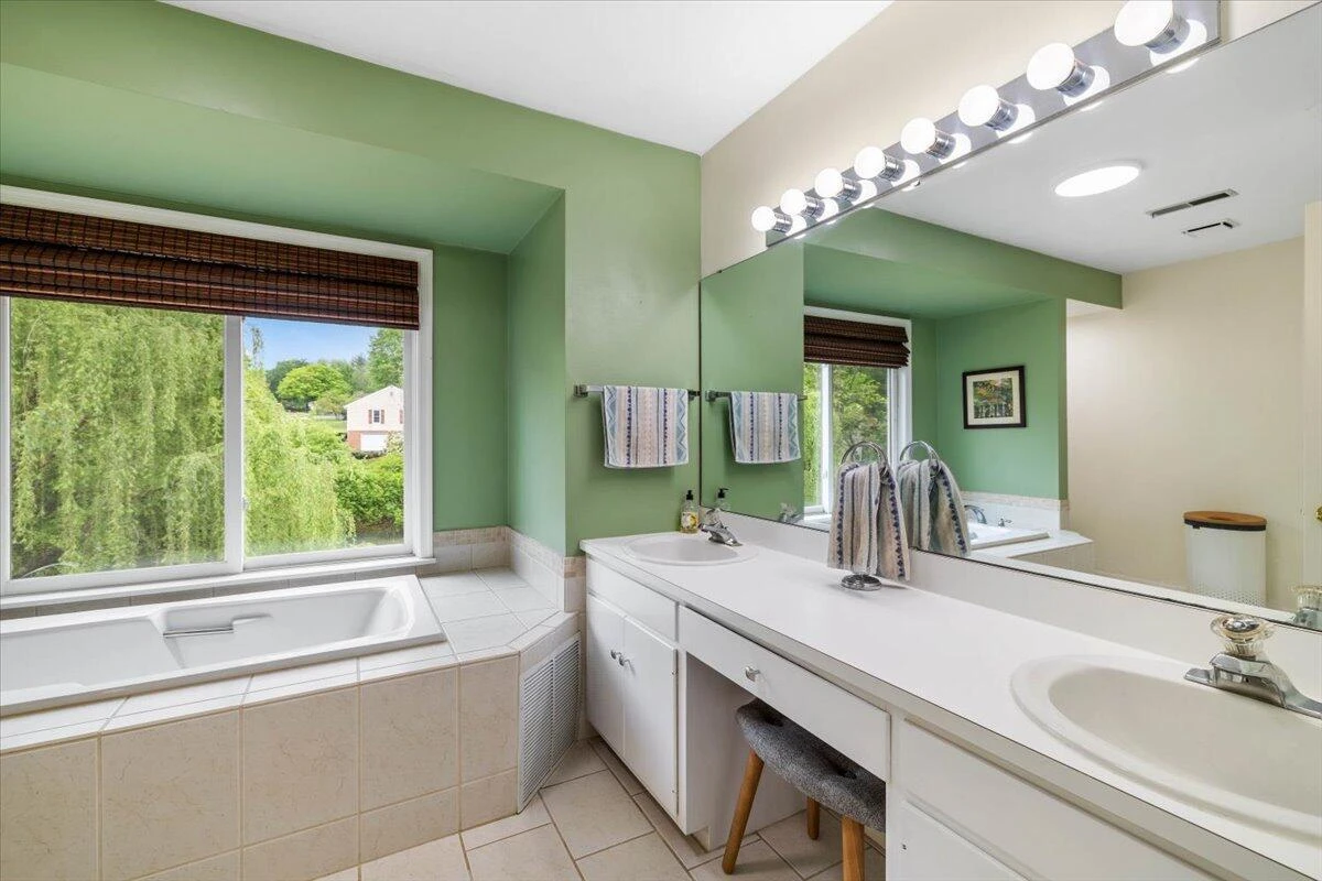 5306 Cromwell CT - Photo 34