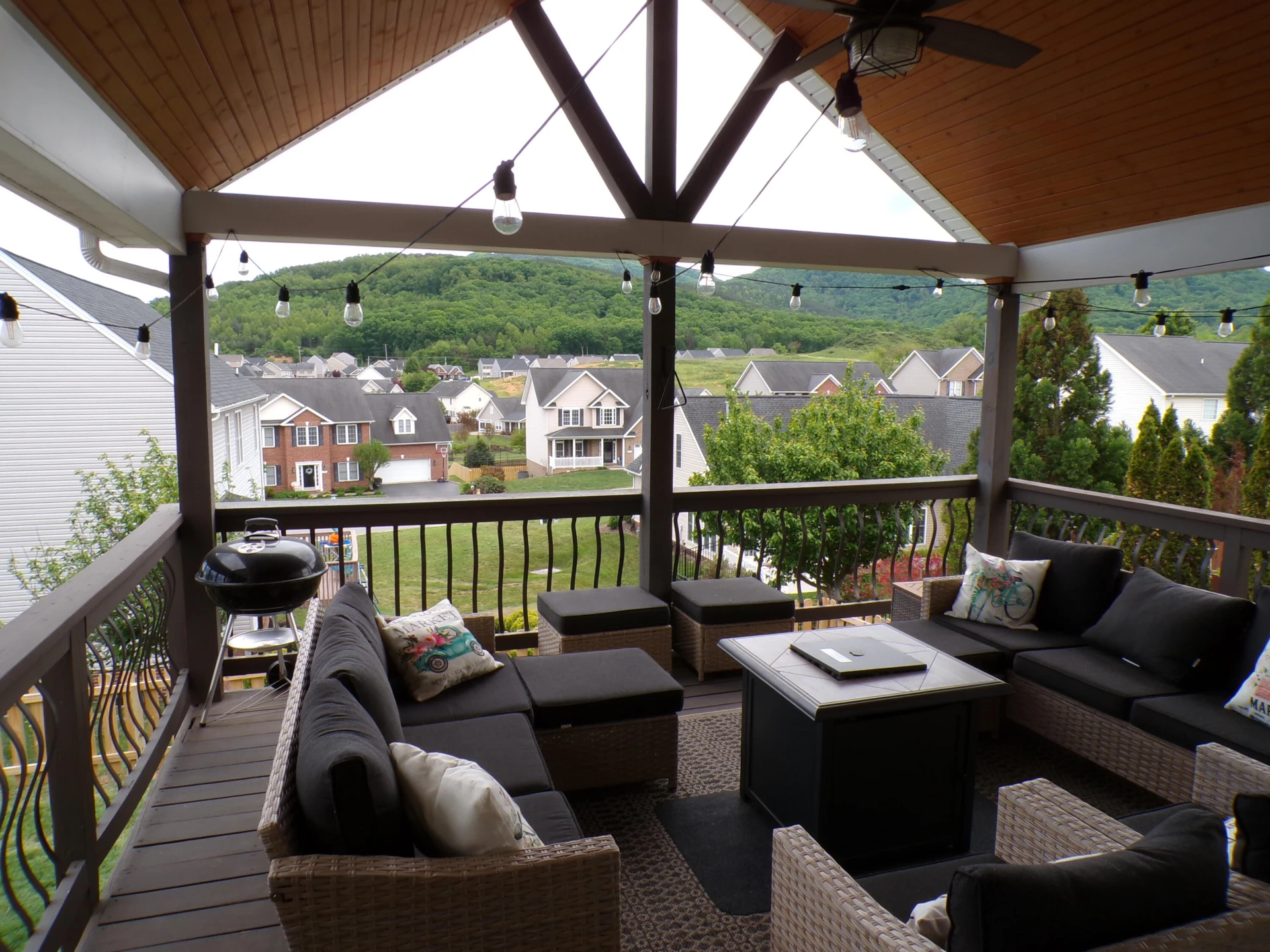 2321 Foxfield LN - Photo 9