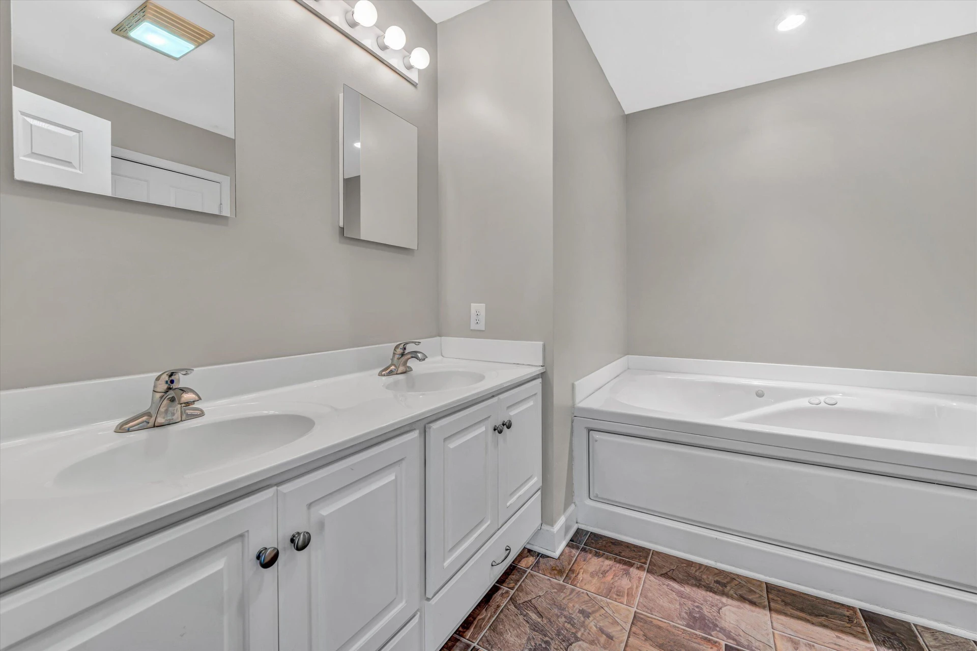 61 Cove Side LN - Photo 27