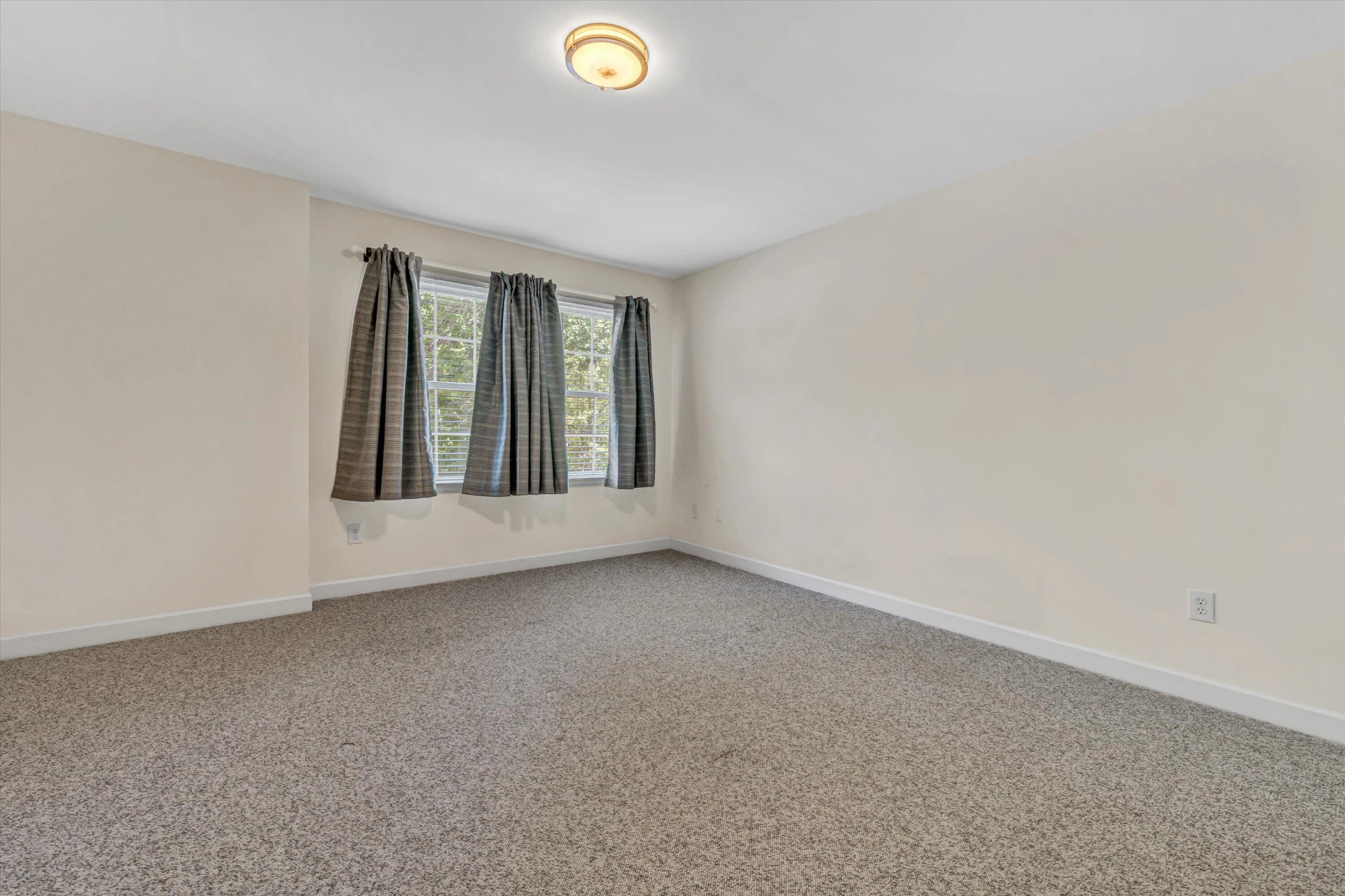 61 Cove Side LN - Photo 31