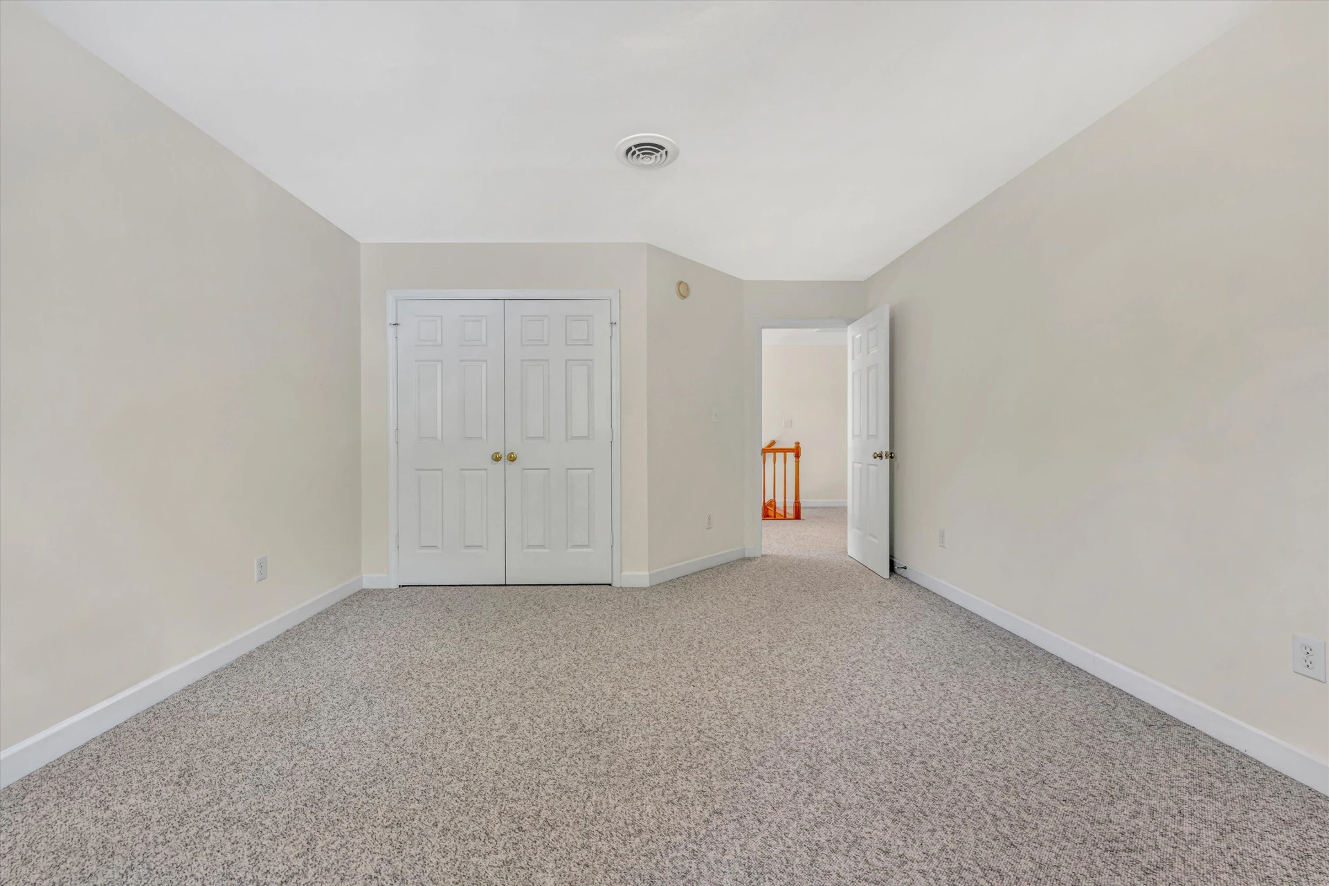 61 Cove Side LN - Photo 32