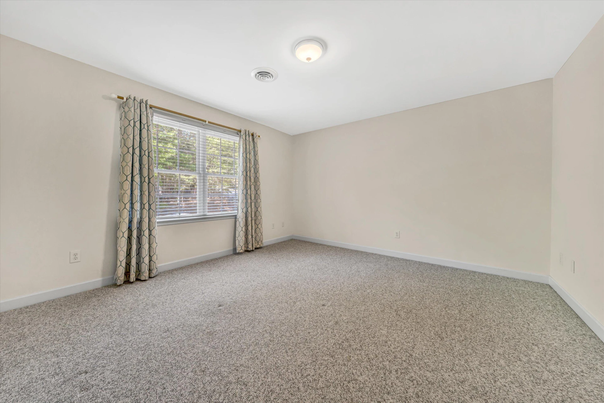 61 Cove Side LN - Photo 33