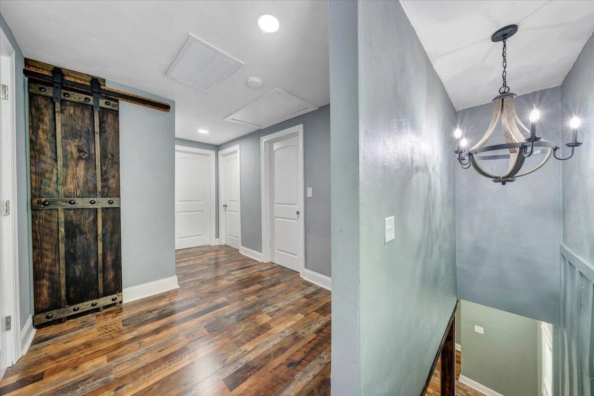 215 Heatherwood DR - Photo 21