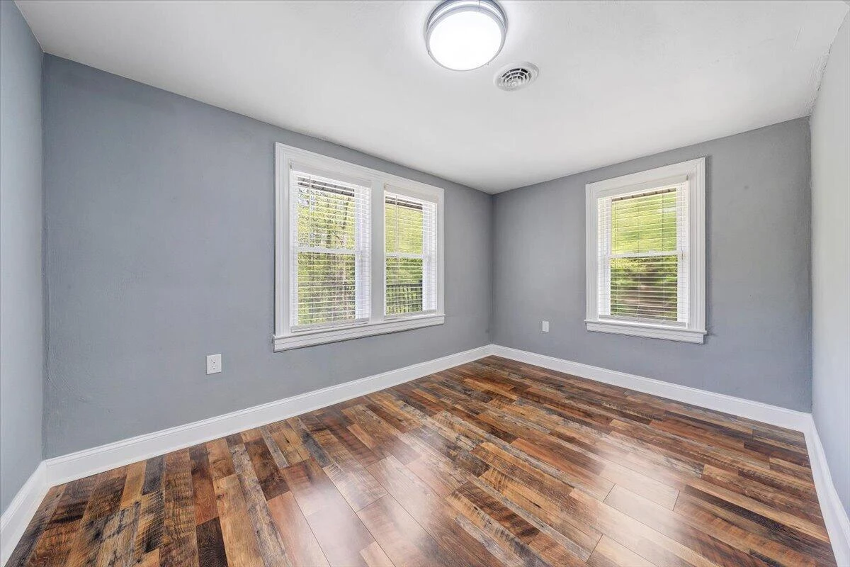 215 Heatherwood DR - Photo 22