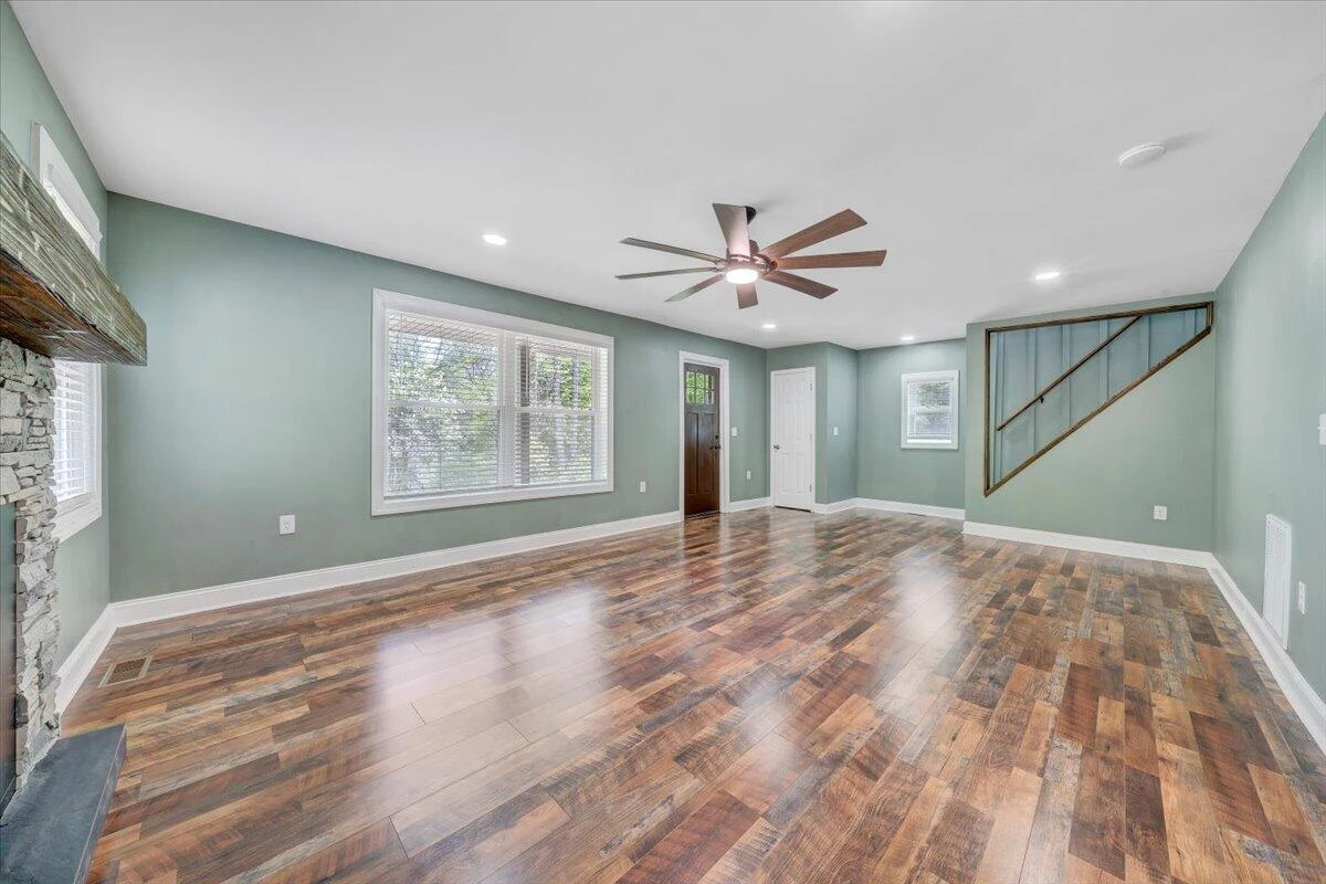 215 Heatherwood DR - Photo 10