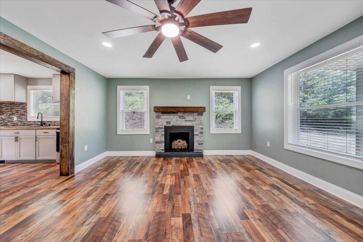 215 Heatherwood DR - Photo 11