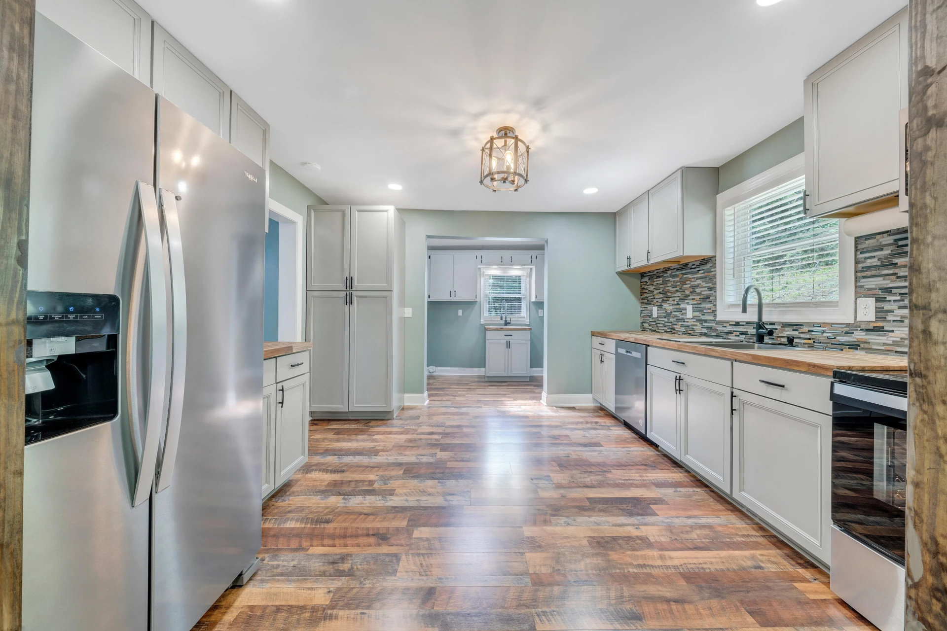 215 Heatherwood DR - Photo 12