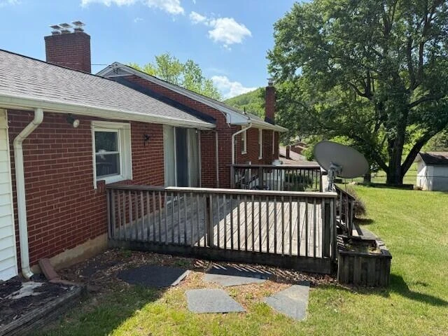 108 Parkway LN - Photo 20