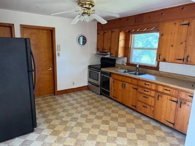 108 Parkway LN - Photo 4