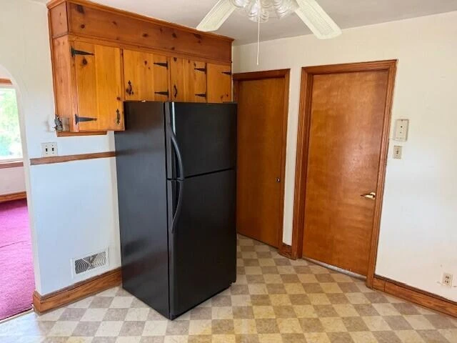 108 Parkway LN - Photo 5