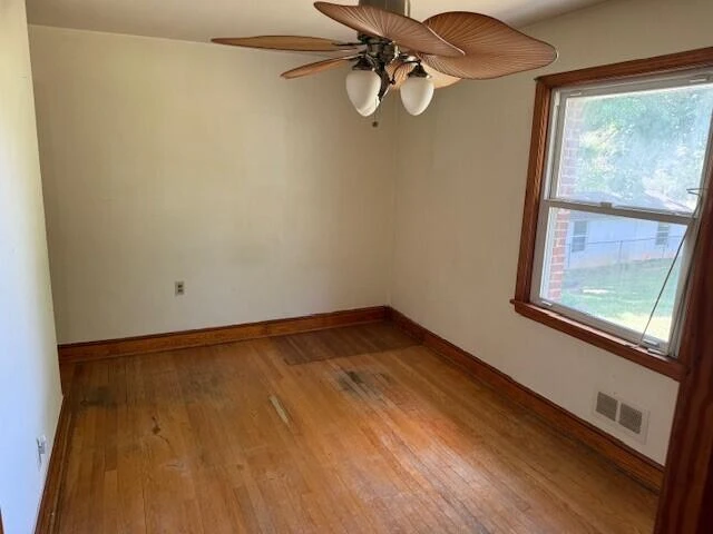 108 Parkway LN - Photo 6