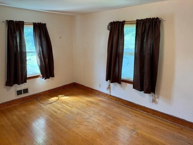 108 Parkway LN - Photo 8