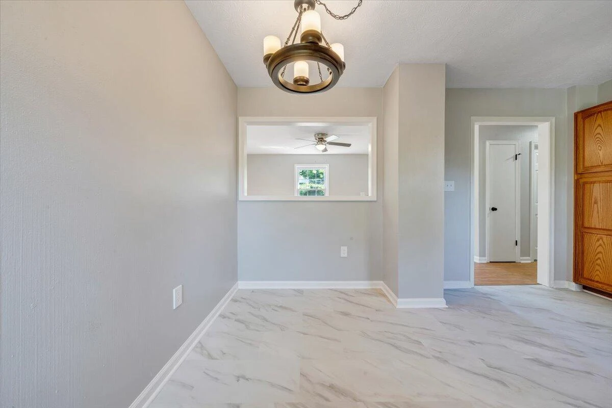 851 Short ST - Photo 12