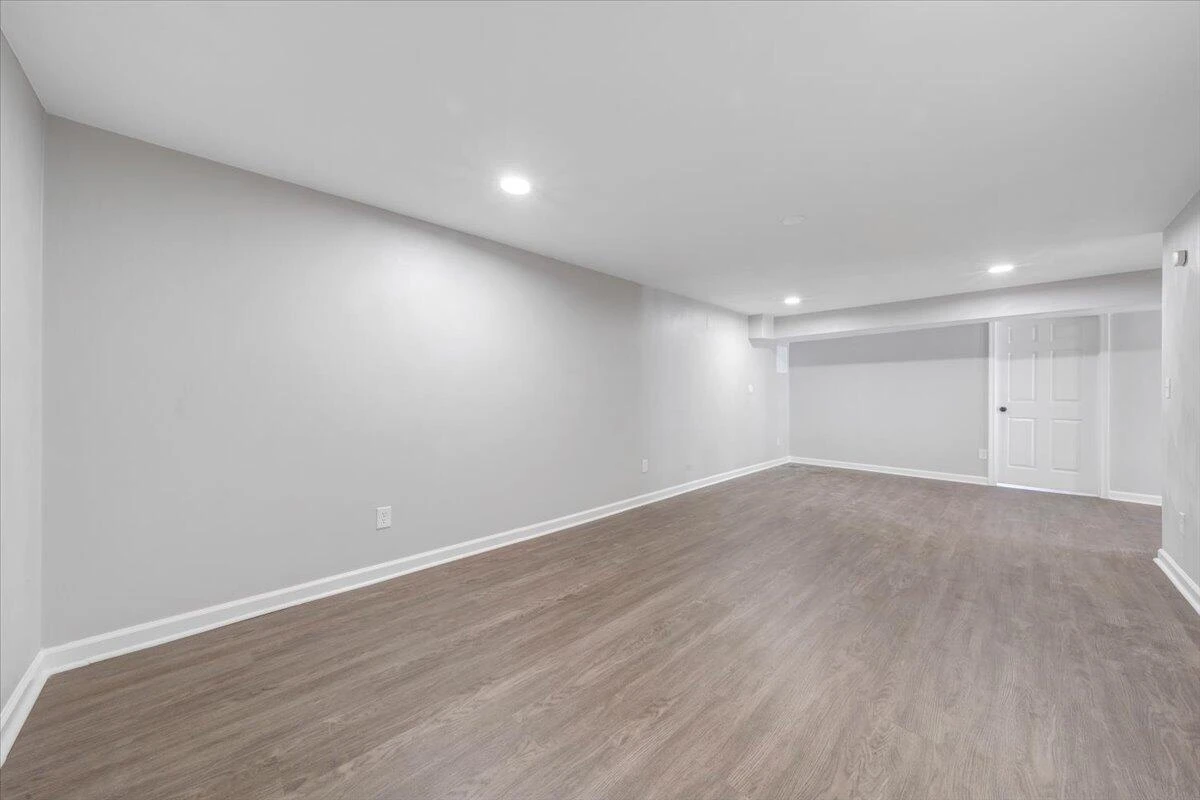 851 Short ST - Photo 20