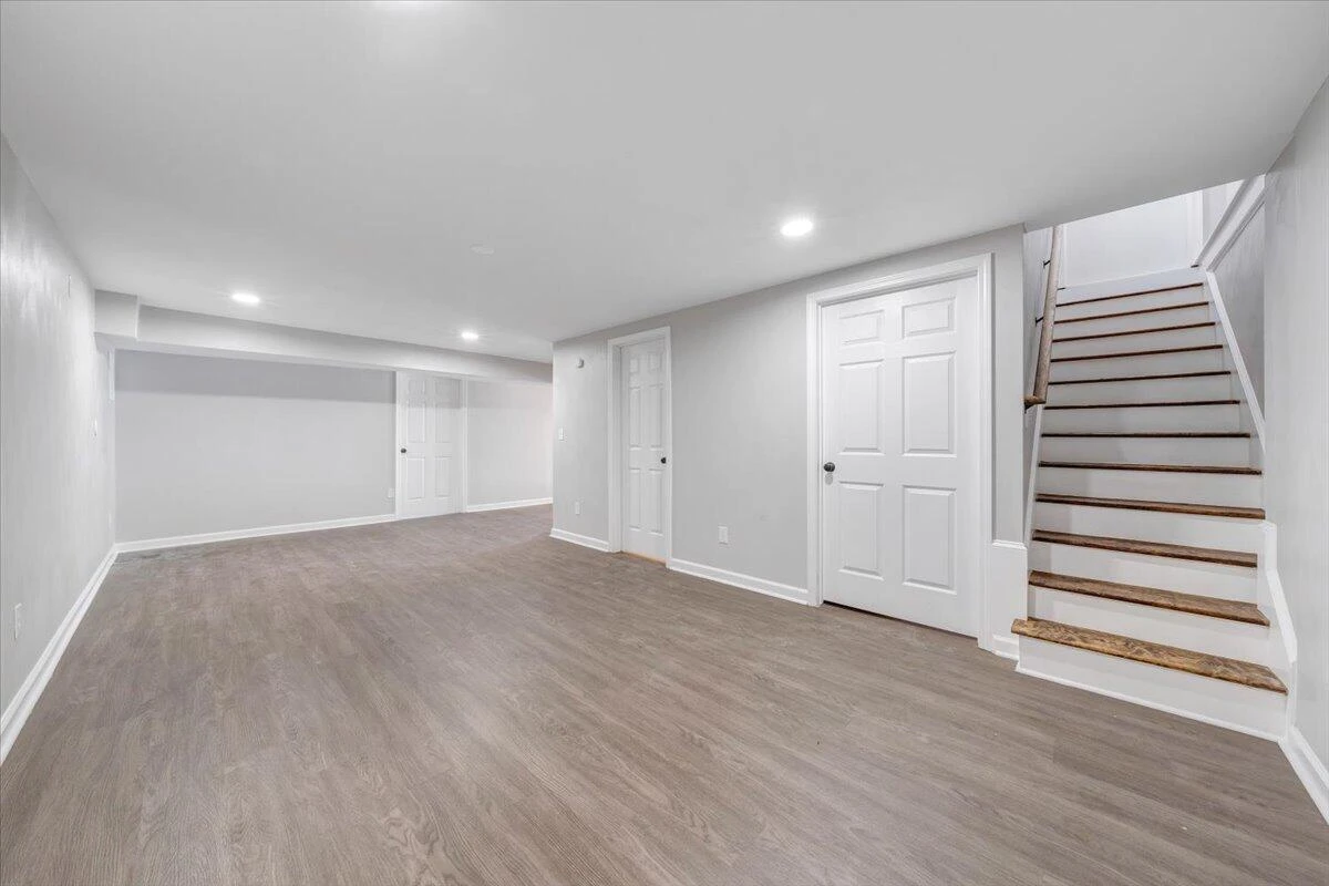 851 Short ST - Photo 21