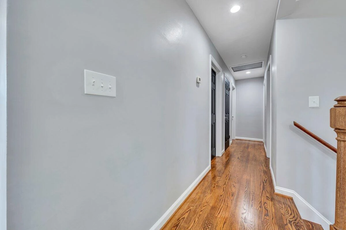 4107 Hazelridge RD - Photo 17