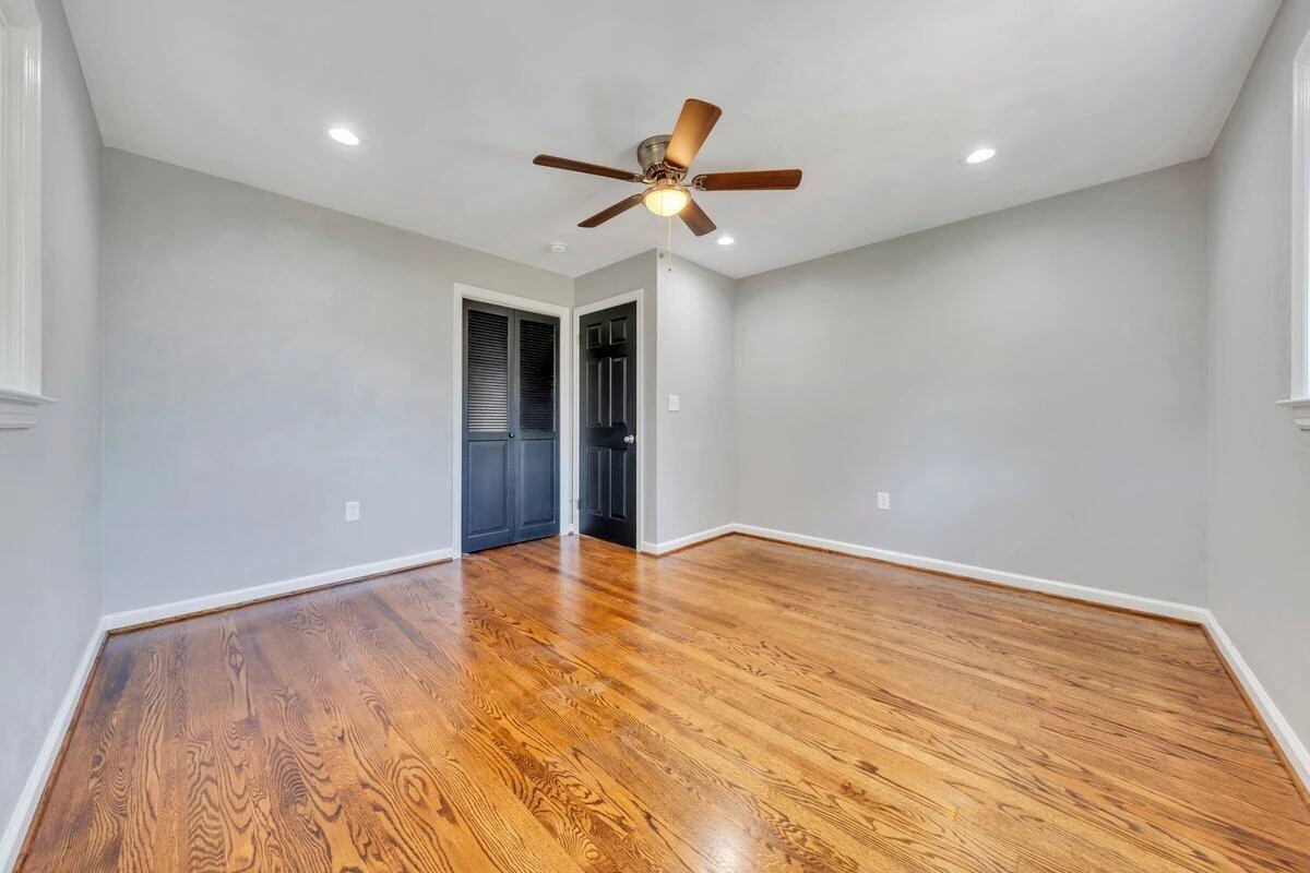 4107 Hazelridge RD - Photo 18
