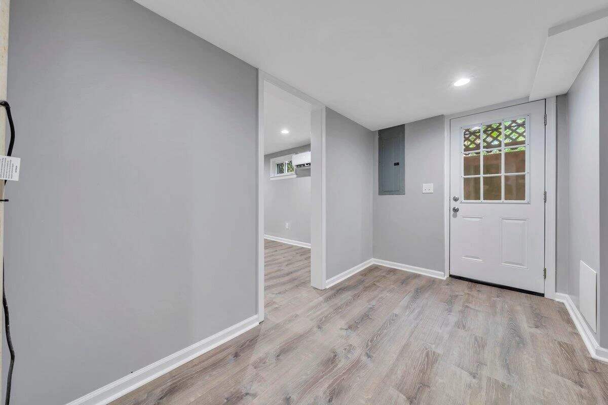 4107 Hazelridge RD - Photo 32