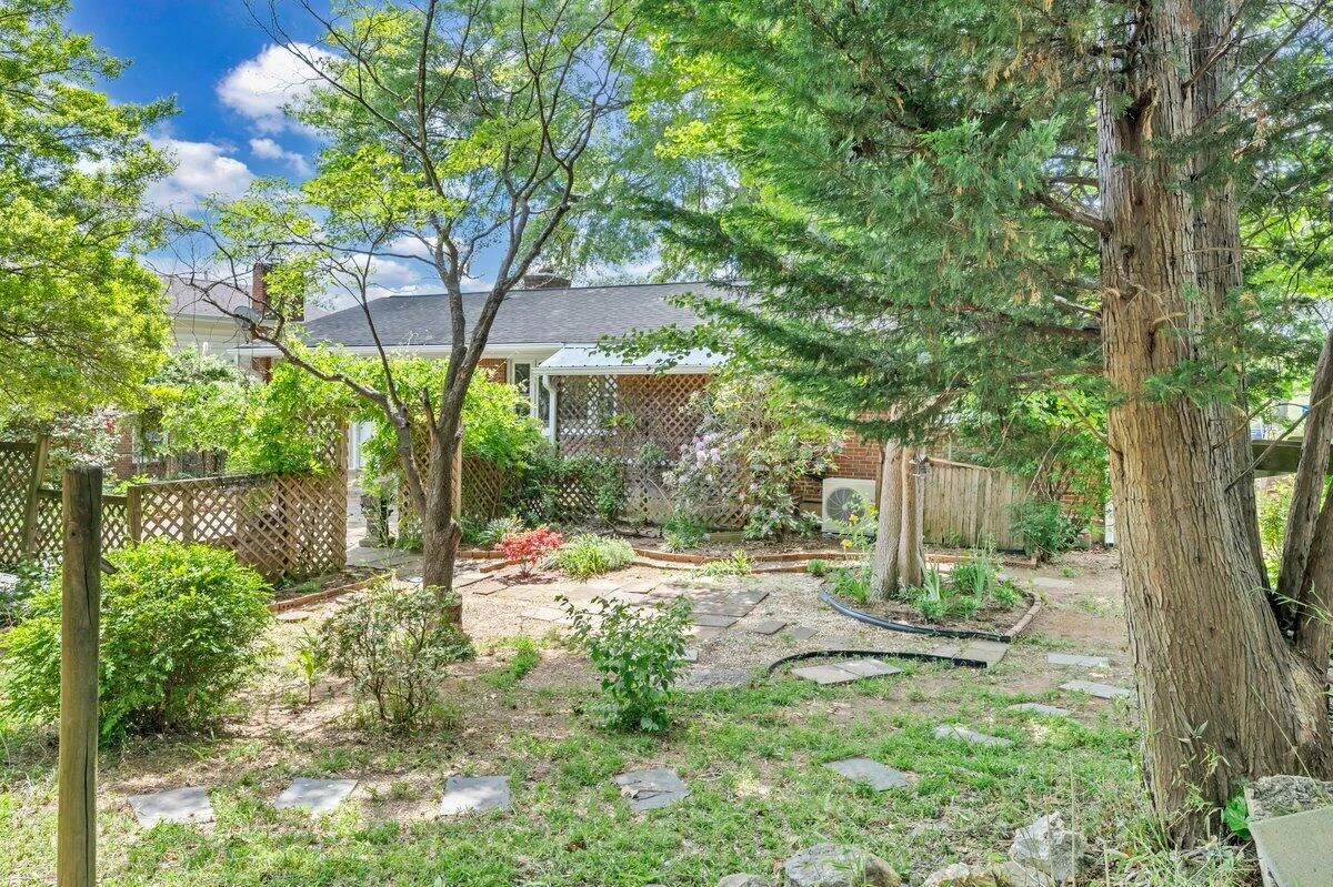 4107 Hazelridge RD - Photo 41
