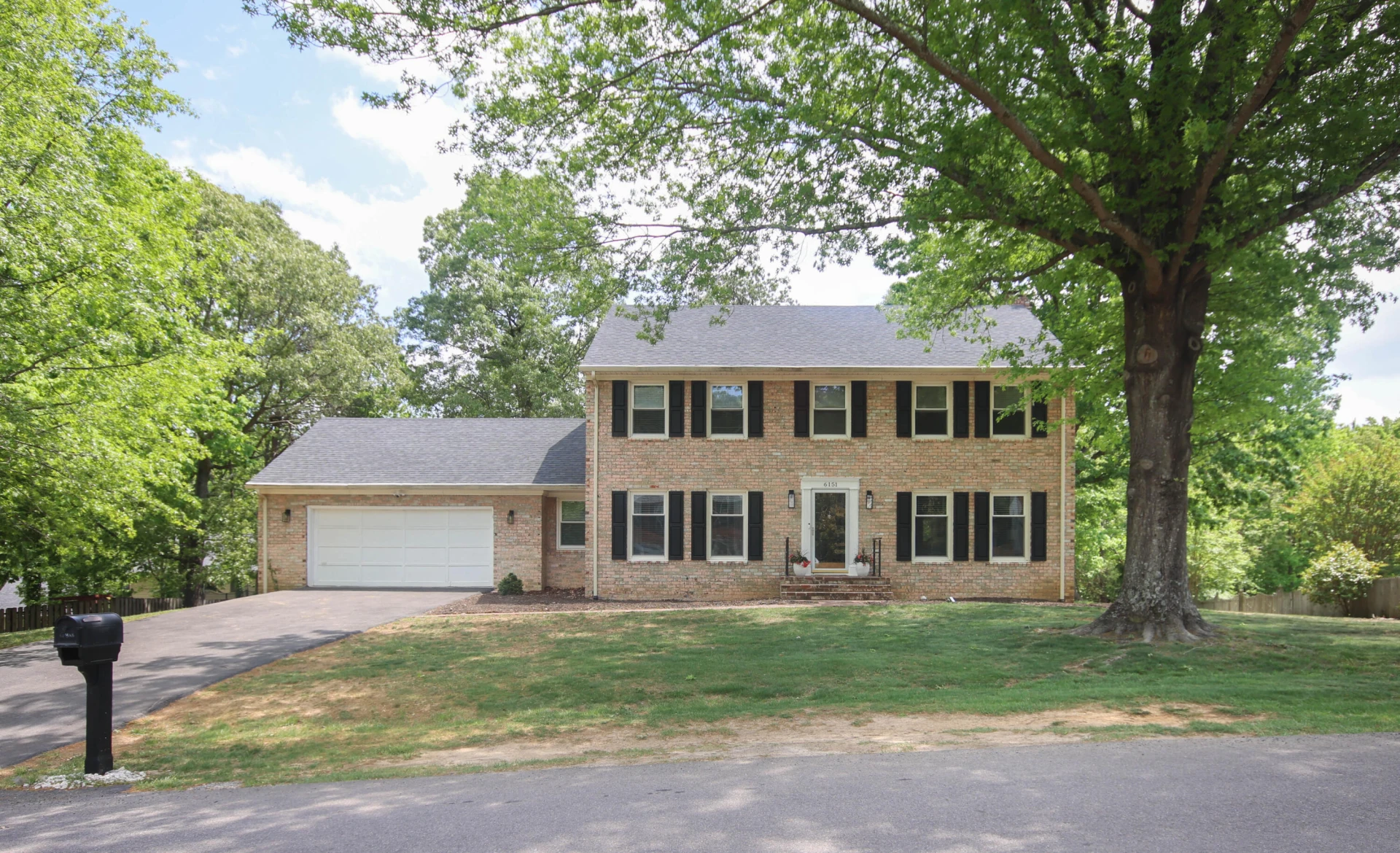 6151 Buckland Mill RD - Photo 2