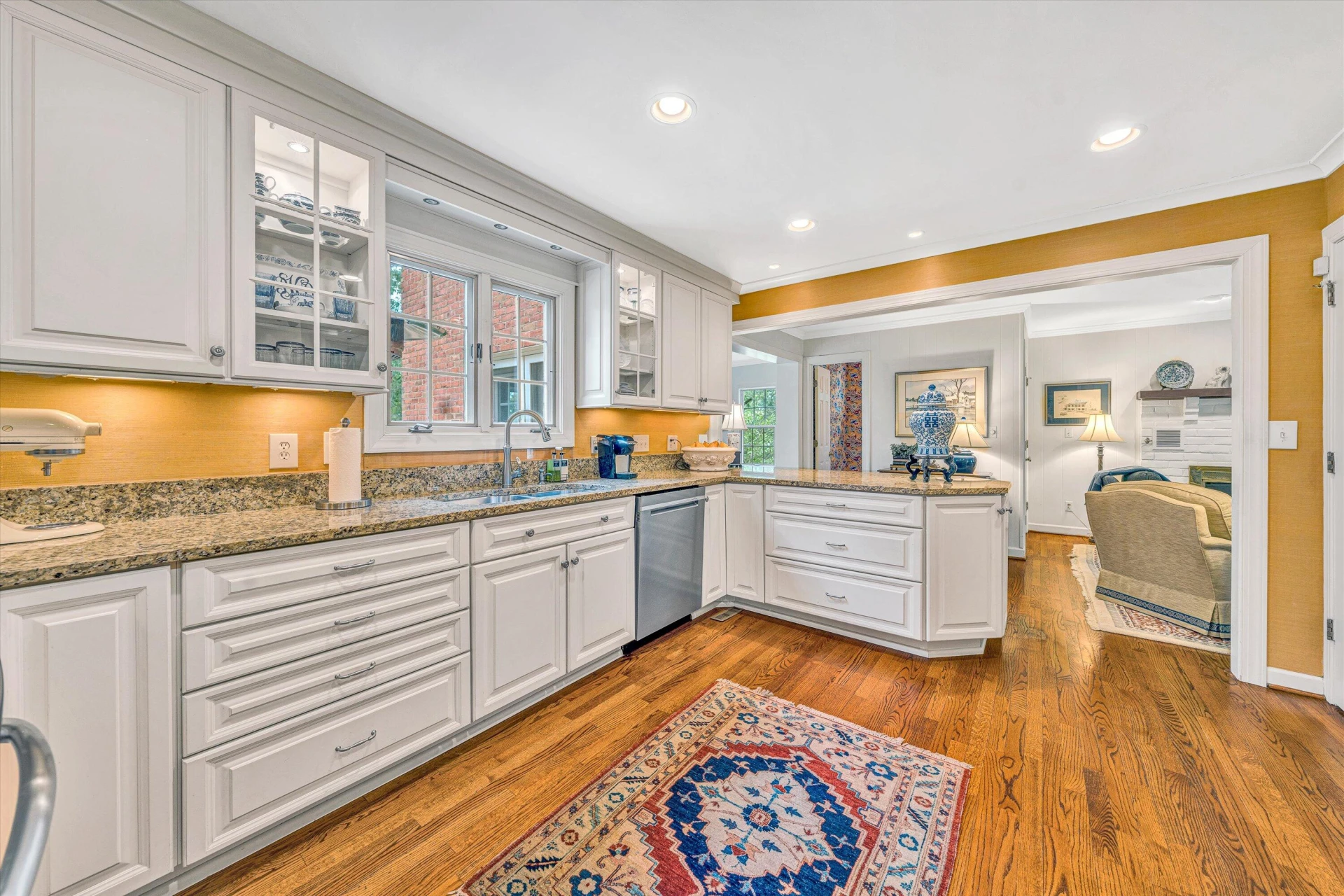 835 Wildwood RD - Photo 13