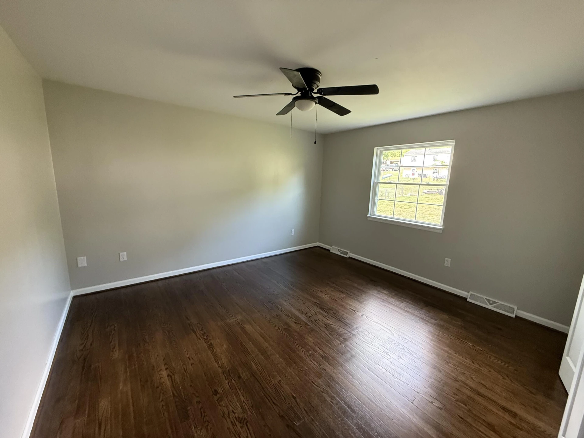 3052 PEBBLE DR - Photo 7
