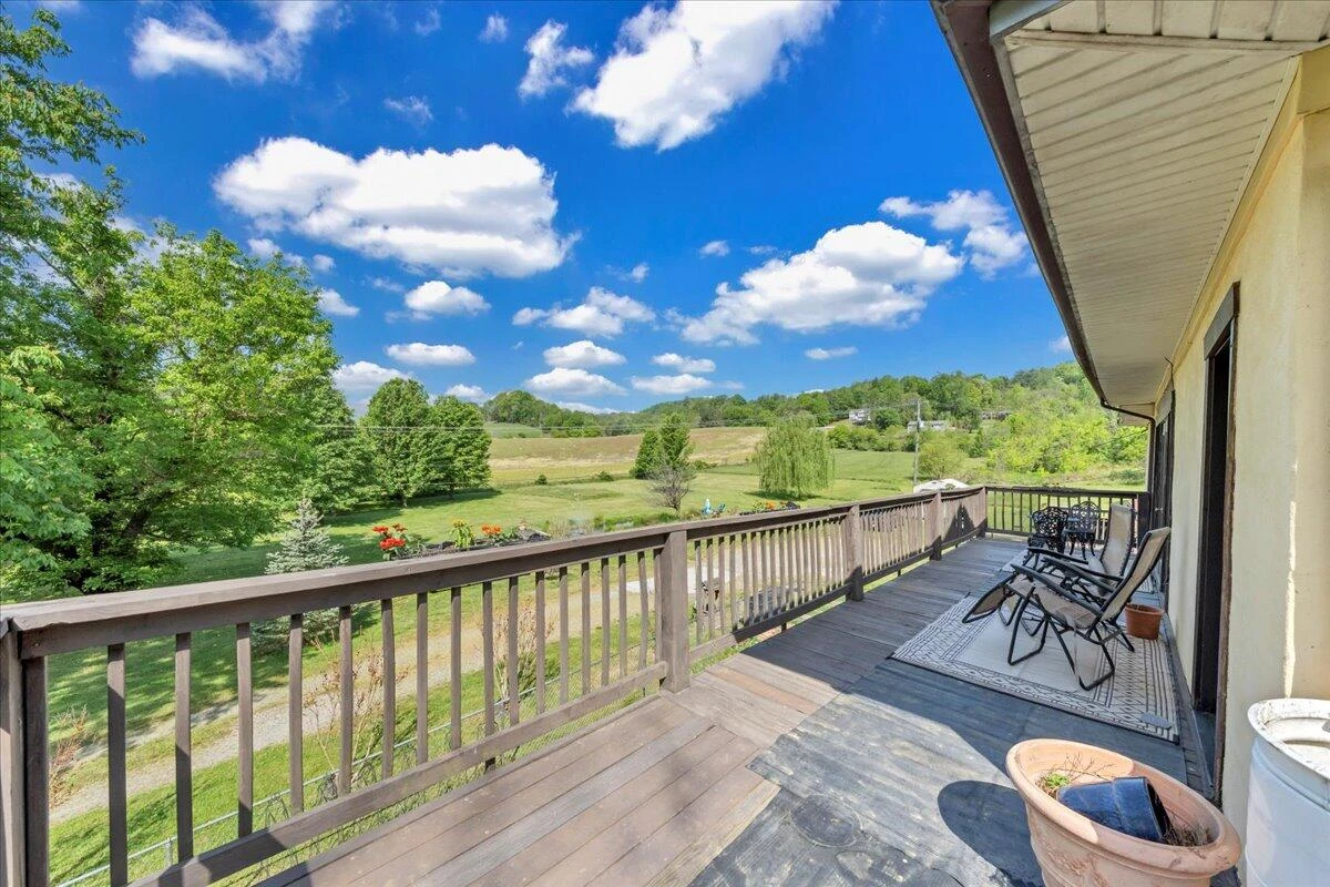 6185 Bent Mountain RD - Photo 37