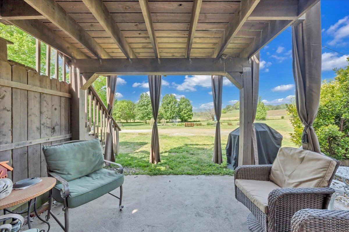 6185 Bent Mountain RD - Photo 57