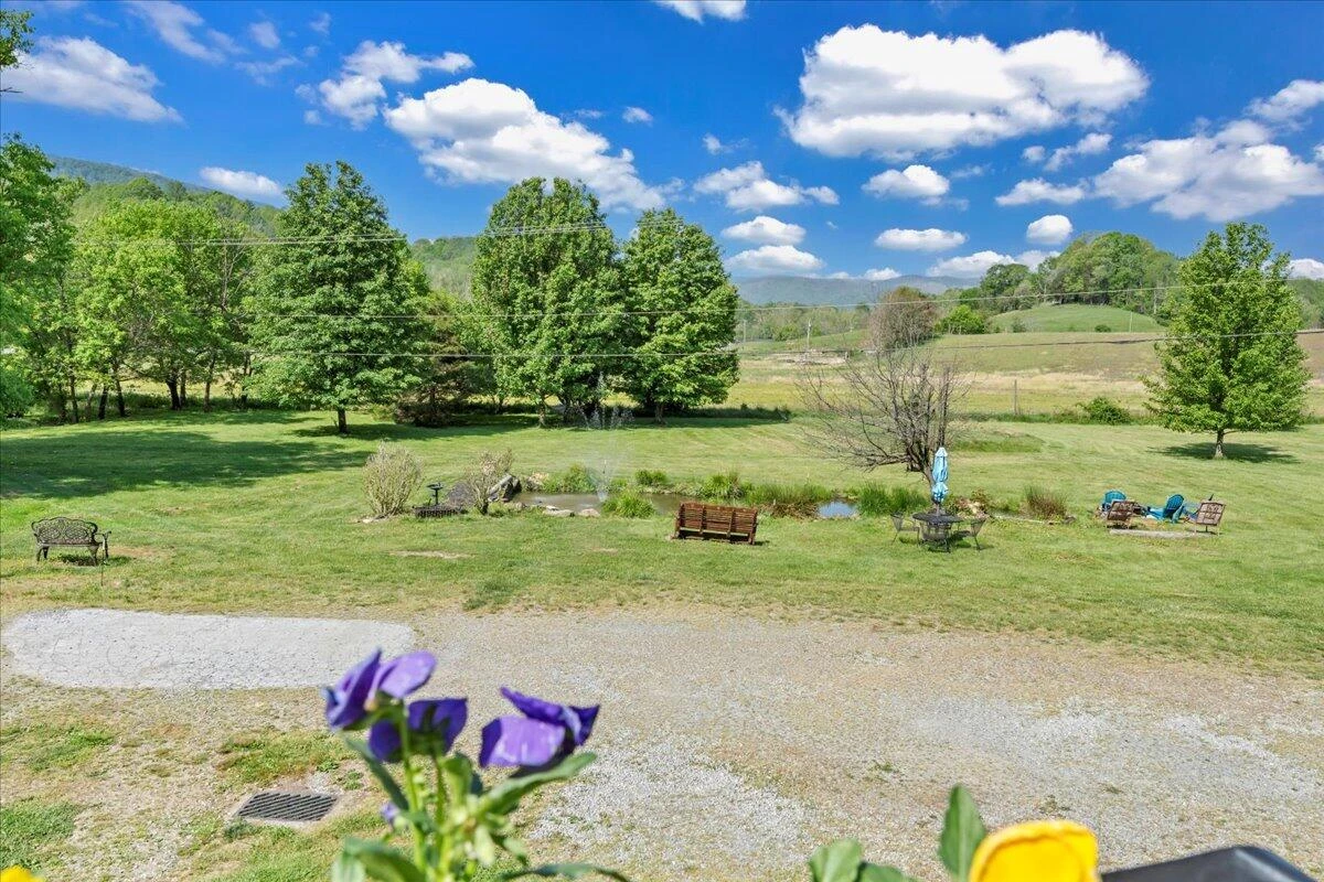 6185 Bent Mountain RD - Photo 59