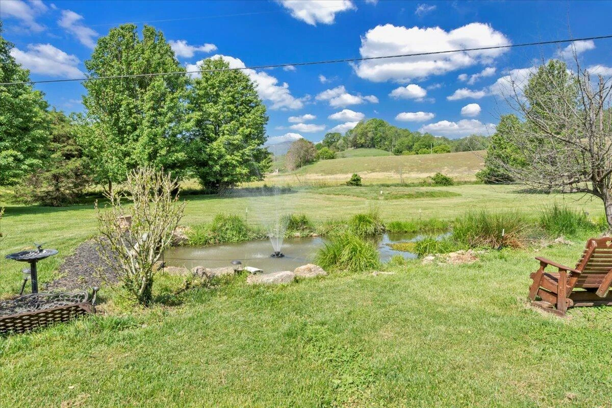6185 Bent Mountain RD - Photo 63