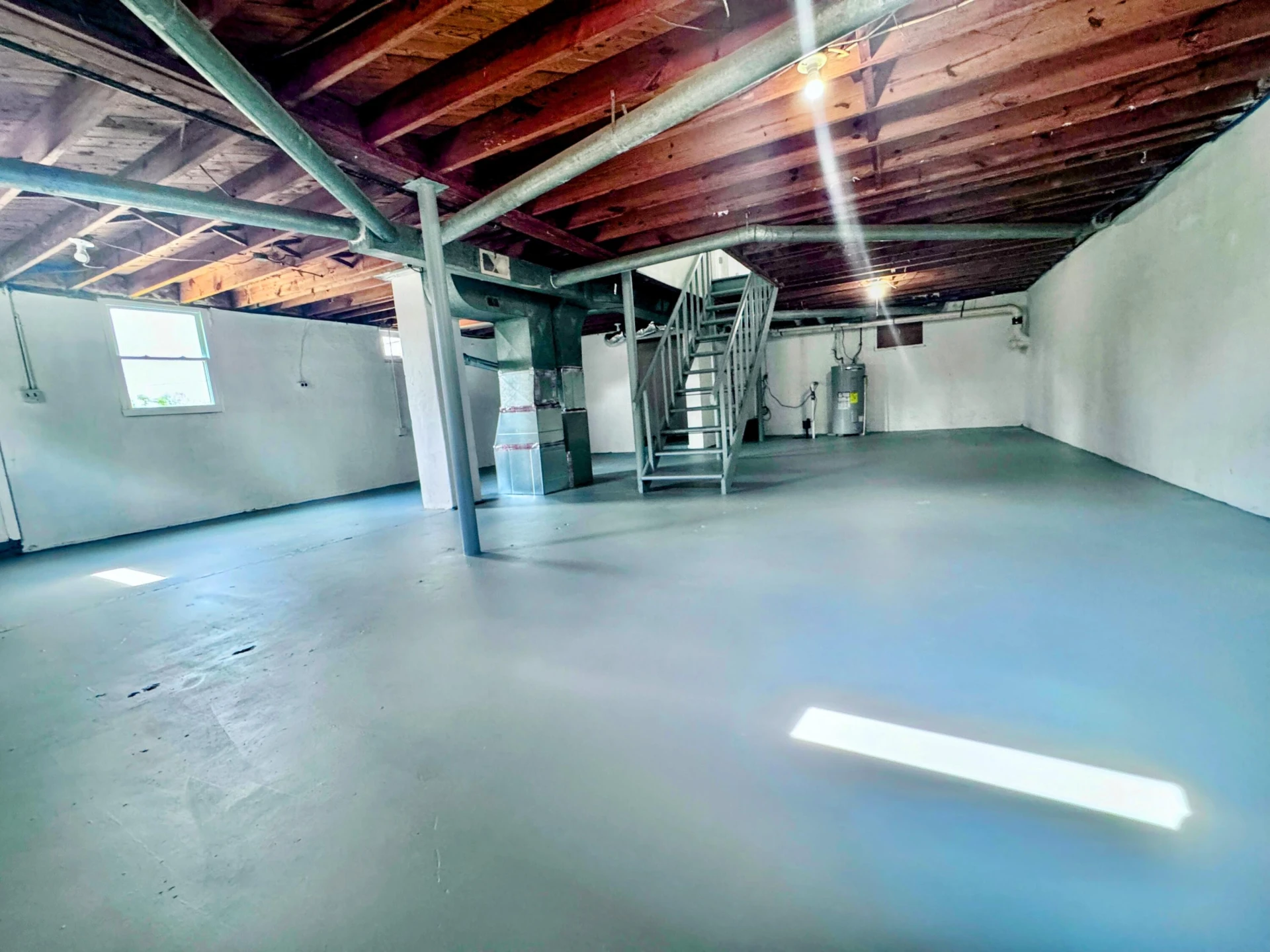 418 Victor AVE - Photo 13