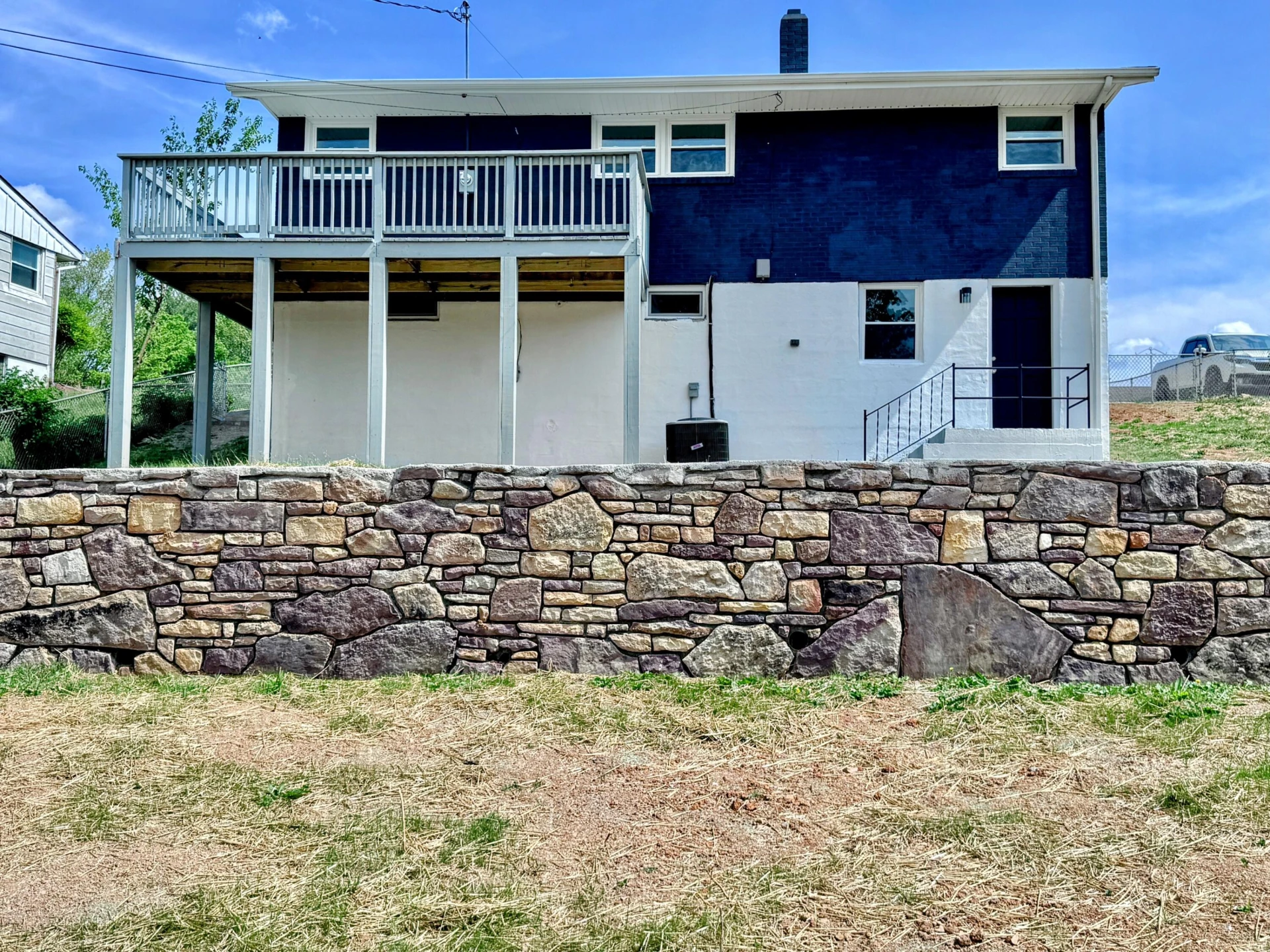 418 Victor AVE - Photo 17
