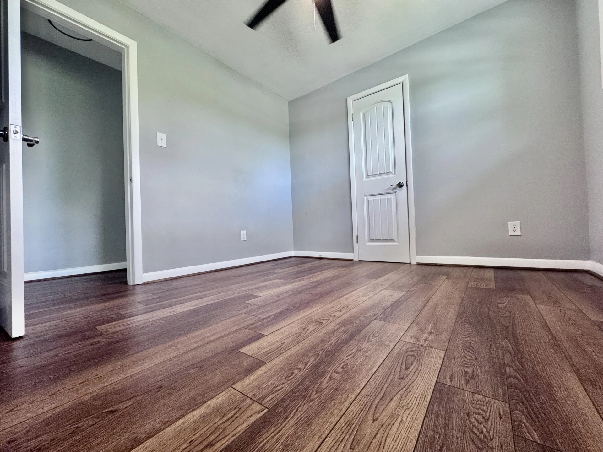 418 Victor AVE - Photo 7