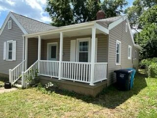 946 Kellogg AVE - Photo 2