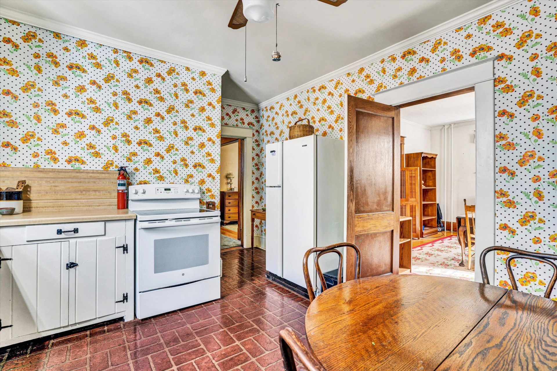 2226 Wycliffe AVE - Photo 19