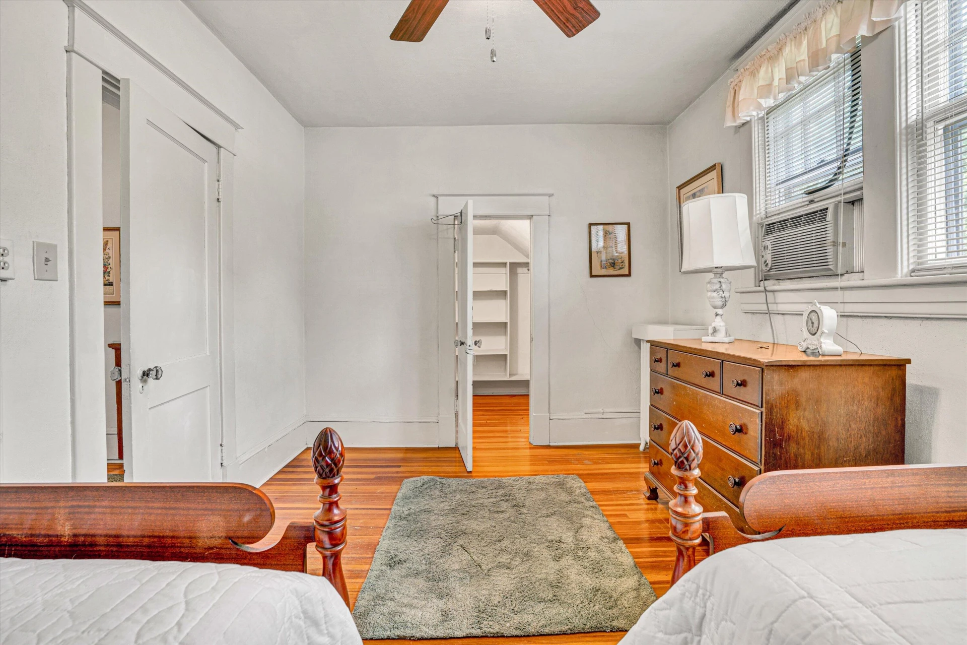 2226 Wycliffe AVE - Photo 25