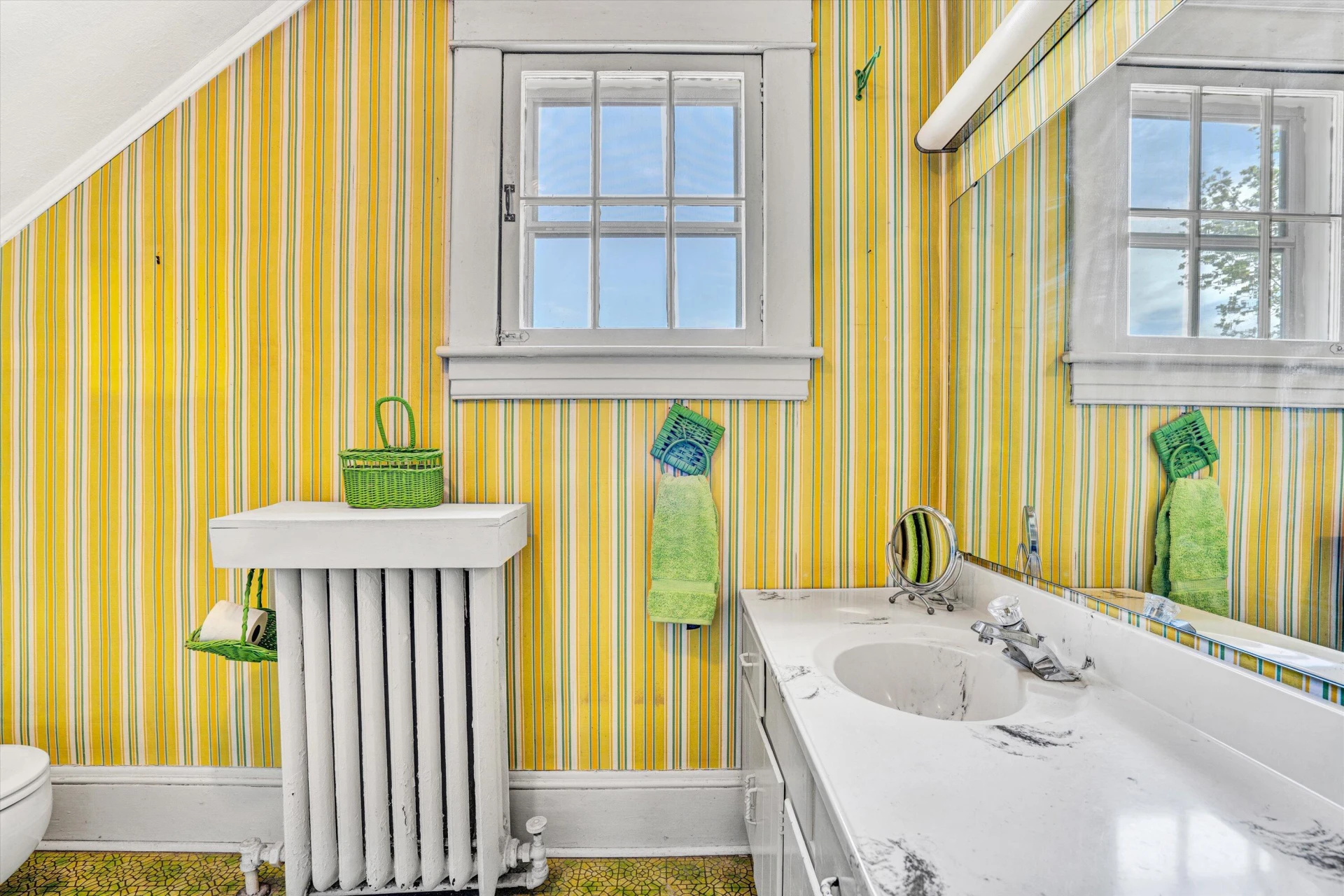2226 Wycliffe AVE - Photo 36