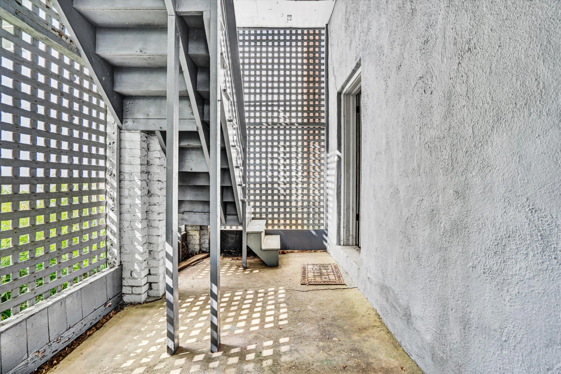 2226 Wycliffe AVE - Photo 38