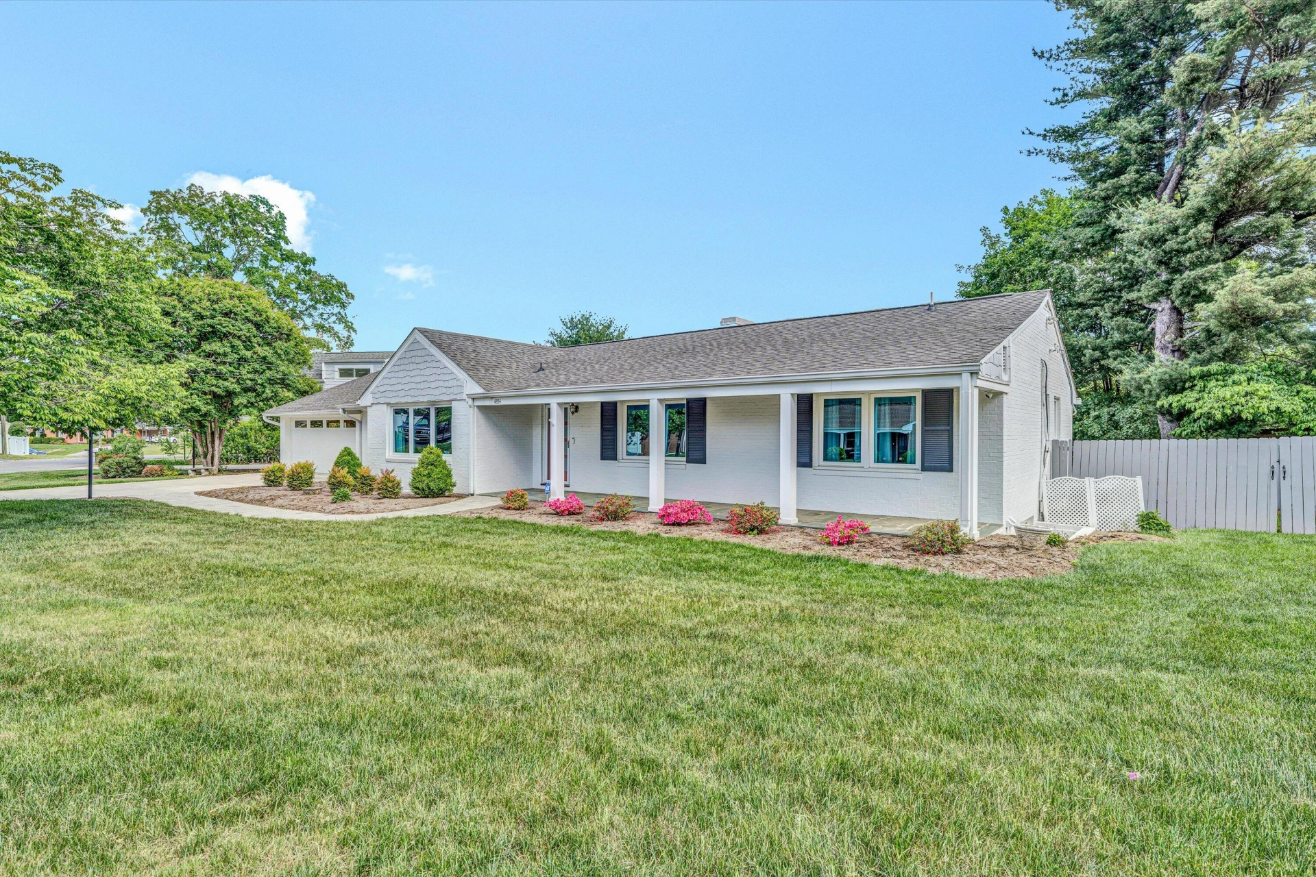 4814 Westhill DR - Photo 5