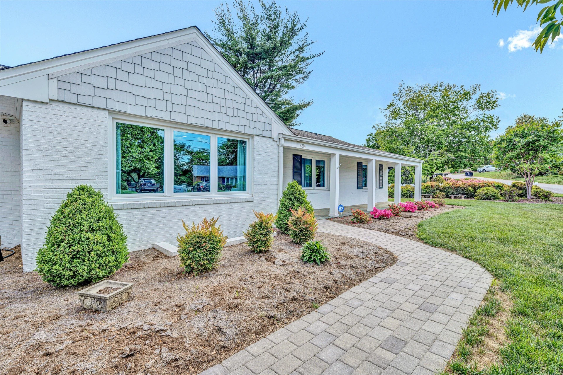 4814 Westhill DR - Photo 8