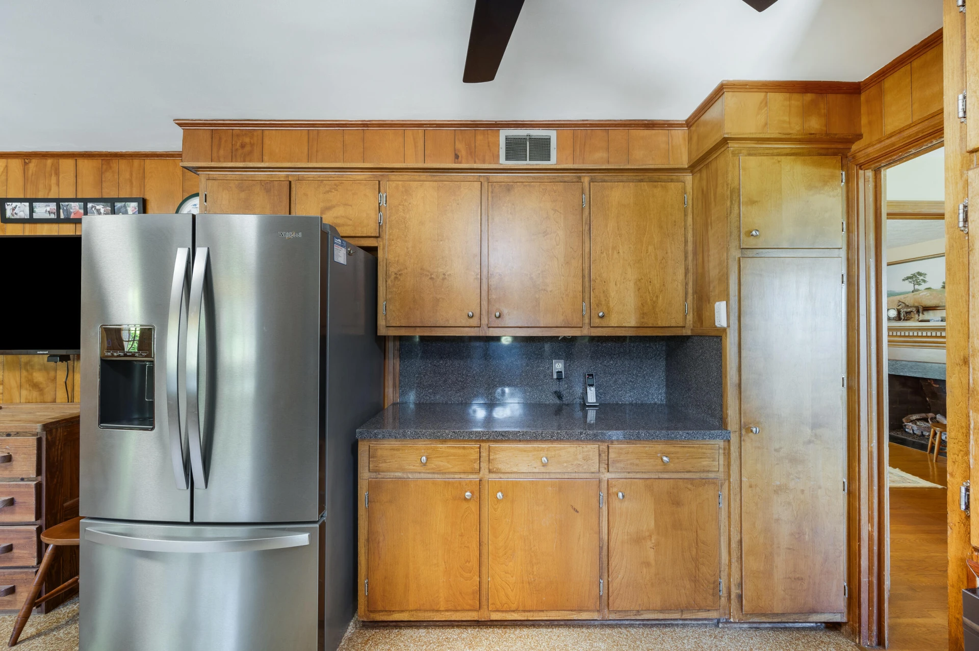 1129 Croft LN - Photo 18