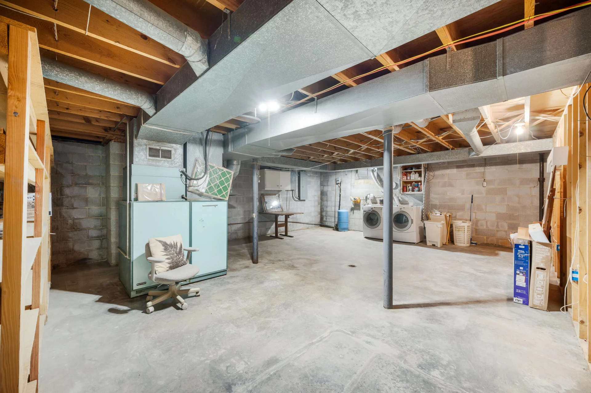 1129 Croft LN - Photo 49