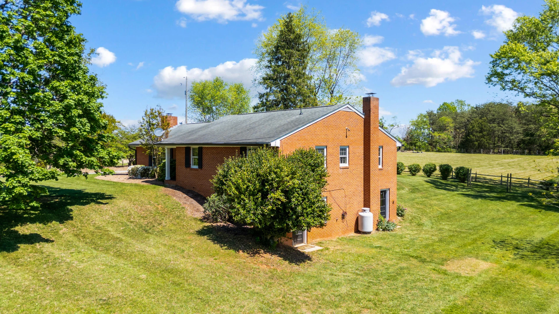 1129 Croft LN - Photo 62