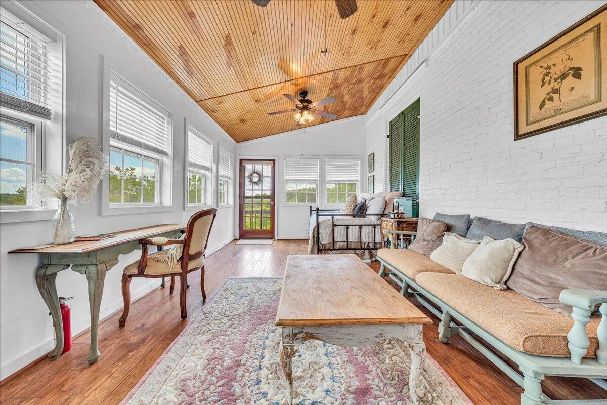2816 Lowesville RD - Photo 30