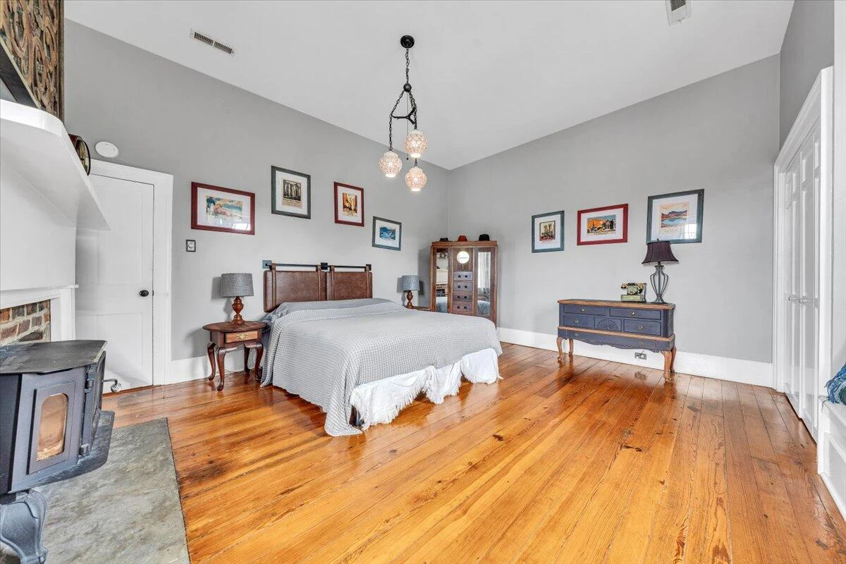 2816 Lowesville RD - Photo 35