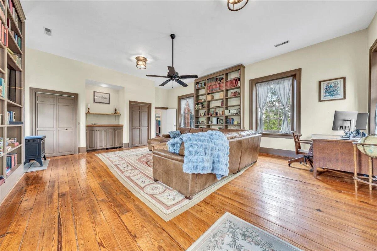 2816 Lowesville RD - Photo 46