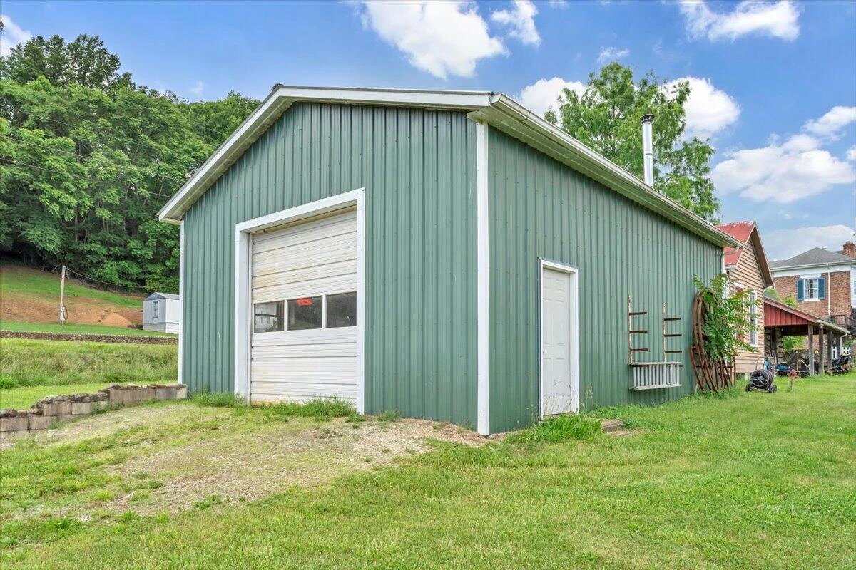 2816 Lowesville RD - Photo 90